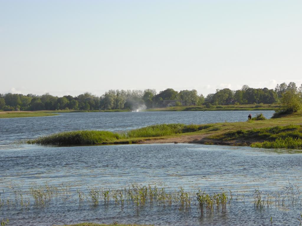 Zalie Abolisi Hotel Ventspils Bagian luar foto